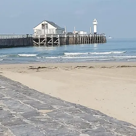 Chateau Lastours * Blankenberge